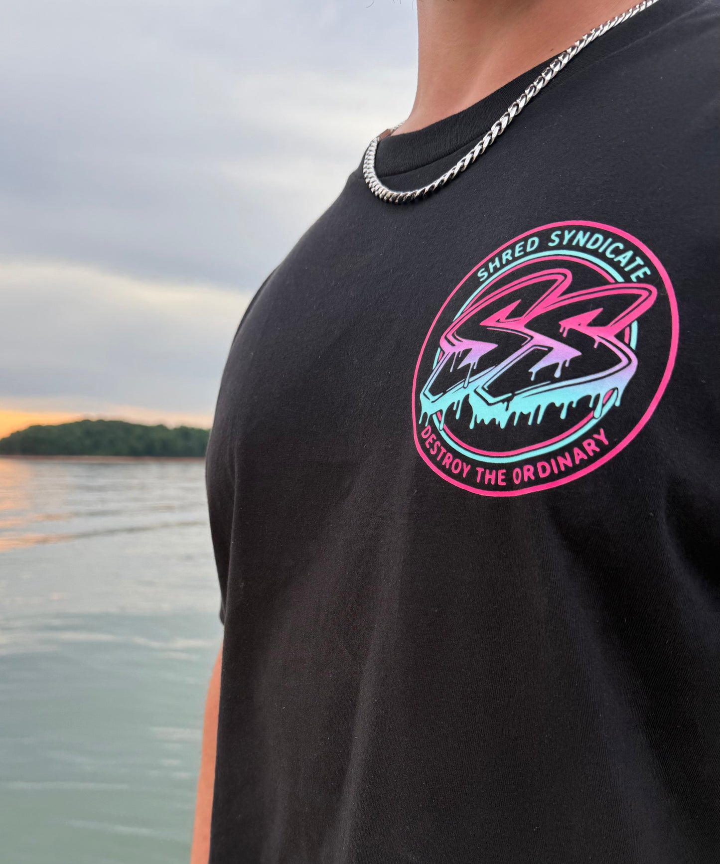 MIAMI DRIP TEE